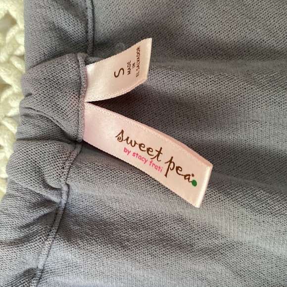 Sweet Pea gray tank top sz small - Picture 5 of 7